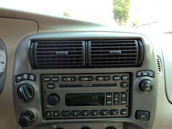 2001 Ford Explorer Sport Trac - Photo 19 - Cincinnati, OH 45255