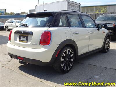 2016 MINI Cooper Cooper   - Photo 8 - Cincinnati, OH 45255