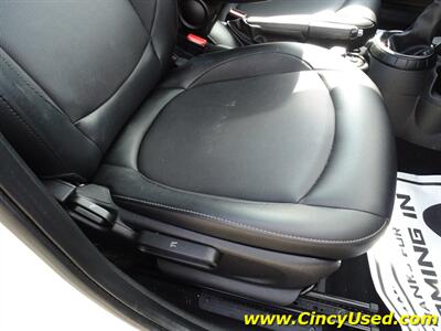 2016 MINI Cooper Cooper   - Photo 32 - Cincinnati, OH 45255