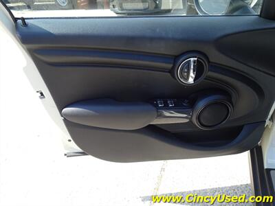 2016 MINI Cooper Cooper   - Photo 29 - Cincinnati, OH 45255