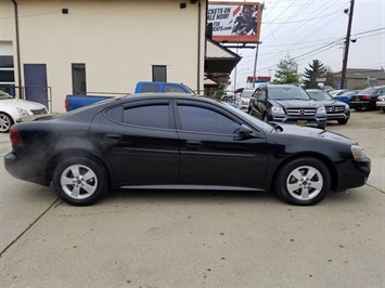 2006 Pontiac Grand Prix   - Photo 3 - Cincinnati, OH 45255