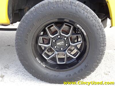 2014 Ford F-150 Lariat Tuscany Tonka Edition   - Photo 32 - Cincinnati, OH 45255