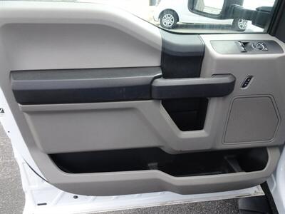 2017 Ford F-450 Super Duty  Box Truck - Photo 48 - Cincinnati, OH 45255