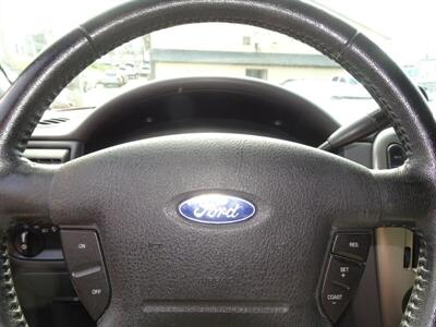 2005 Ford Explorer XLT  V6 - Photo 35 - Cincinnati, OH 45255