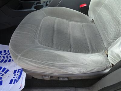 2005 Ford Explorer XLT  V6 - Photo 33 - Cincinnati, OH 45255