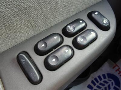 2005 Ford Explorer XLT  V6 - Photo 44 - Cincinnati, OH 45255