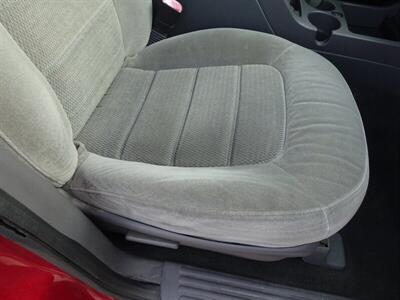 2005 Ford Explorer XLT  V6 - Photo 32 - Cincinnati, OH 45255