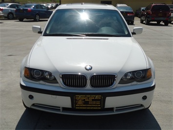 2005 BMW 330xi   - Photo 2 - Cincinnati, OH 45255