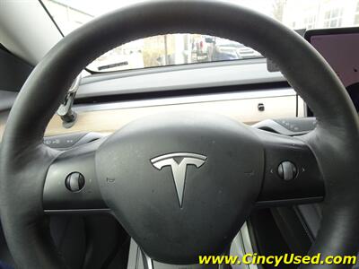 2021 Tesla Model 3 Long Range   - Photo 20 - Cincinnati, OH 45255