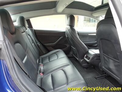 2021 Tesla Model 3 Long Range   - Photo 15 - Cincinnati, OH 45255