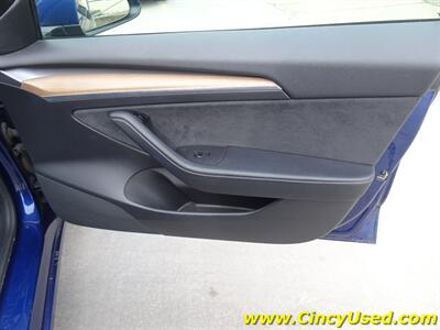 2021 Tesla Model 3 Long Range   - Photo 24 - Cincinnati, OH 45255