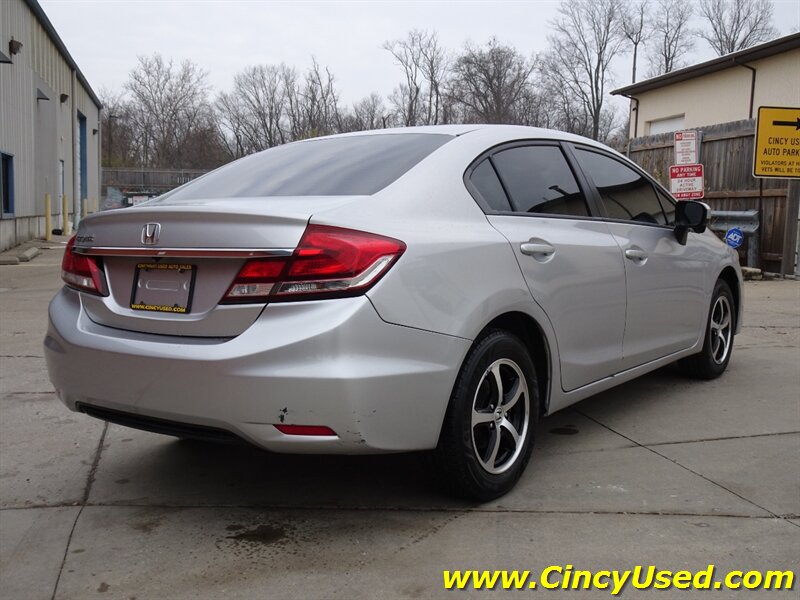 2015 Honda Civic SE - Photo 7 - Cincinnati, OH 45255