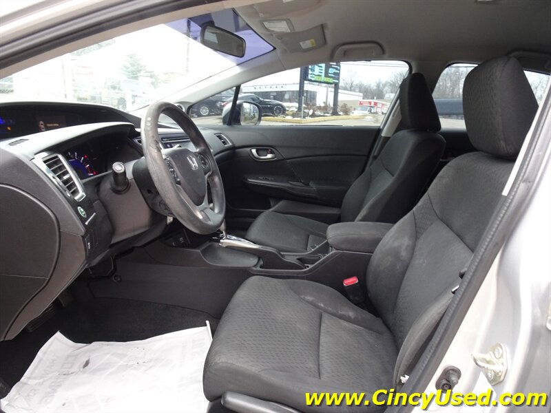 2015 Honda Civic SE - Photo 11 - Cincinnati, OH 45255