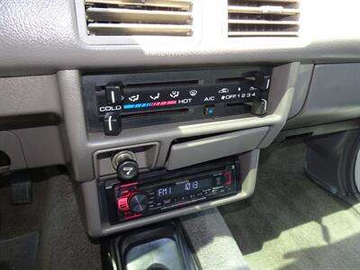 1993 Isuzu Pickup S   - Photo 33 - Cincinnati, OH 45255