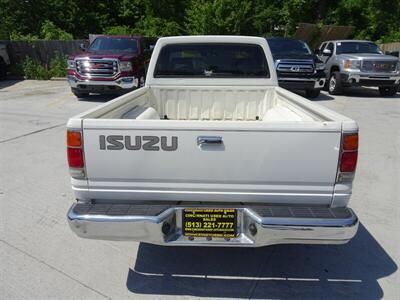 1993 Isuzu Pickup S   - Photo 9 - Cincinnati, OH 45255