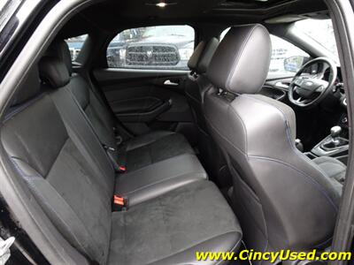 2017 Ford Focus RS   - Photo 16 - Cincinnati, OH 45255