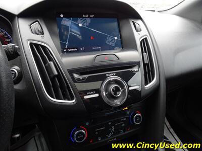 2017 Ford Focus RS   - Photo 21 - Cincinnati, OH 45255