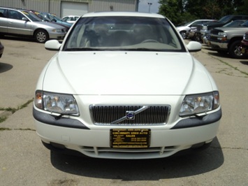 2000 Volvo S80 T6   - Photo 2 - Cincinnati, OH 45255