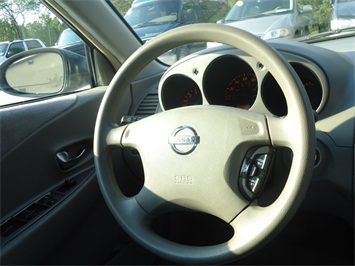 2002 Nissan Altima S   - Photo 18 - Cincinnati, OH 45255