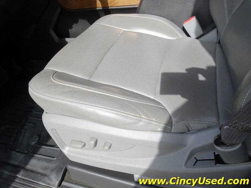 2017 Chevrolet Silverado 1500 LTZ   - Photo 34 - Cincinnati, OH 45255