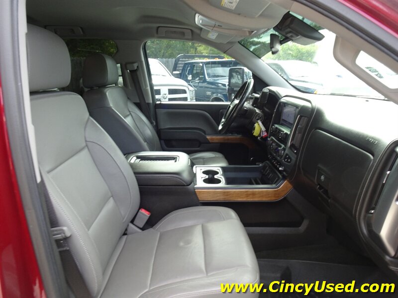 2017 Chevrolet Silverado 1500 LTZ   - Photo 17 - Cincinnati, OH 45255