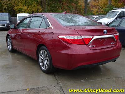 2017 Toyota Camry Hybrid XLE   - Photo 9 - Cincinnati, OH 45255