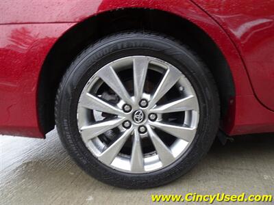 2017 Toyota Camry Hybrid XLE   - Photo 30 - Cincinnati, OH 45255