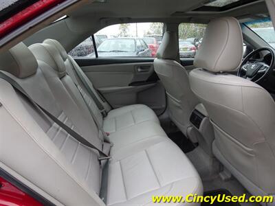 2017 Toyota Camry Hybrid XLE   - Photo 14 - Cincinnati, OH 45255