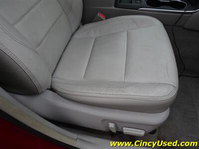 2017 Toyota Camry Hybrid XLE   - Photo 27 - Cincinnati, OH 45255