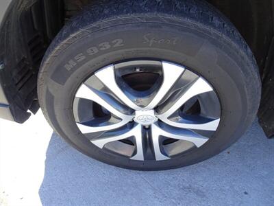 2017 Toyota RAV4 LE  I4 AWD - Photo 26 - Cincinnati, OH 45255