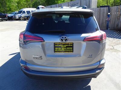 2017 Toyota RAV4 LE  I4 AWD - Photo 5 - Cincinnati, OH 45255