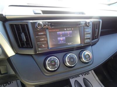 2017 Toyota RAV4 LE  I4 AWD - Photo 19 - Cincinnati, OH 45255