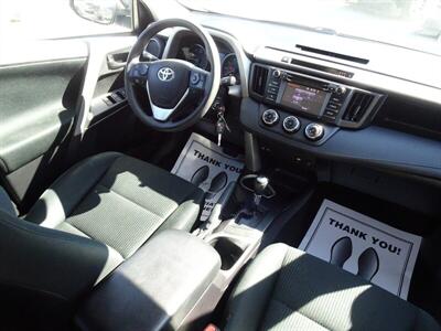 2017 Toyota RAV4 LE  I4 AWD - Photo 9 - Cincinnati, OH 45255