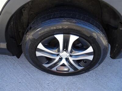 2017 Toyota RAV4 LE  I4 AWD - Photo 28 - Cincinnati, OH 45255