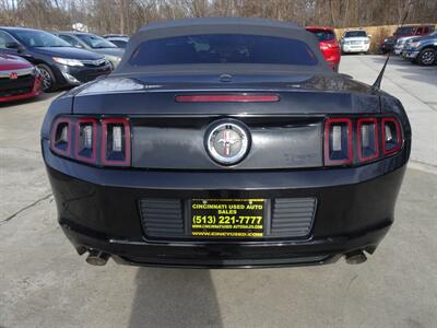 2014 Ford Mustang V6  3.7L V6 RWD - Photo 6 - Cincinnati, OH 45255