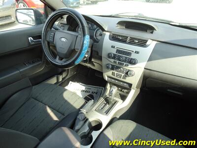 2011 Ford Focus SE   - Photo 15 - Cincinnati, OH 45255