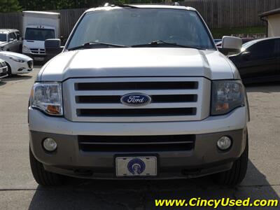 2011 Ford Expedition XLT - Photo 2 - Cincinnati, OH 45255