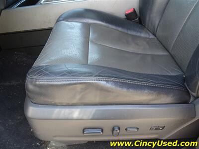 2011 Ford Expedition XLT - Photo 27 - Cincinnati, OH 45255