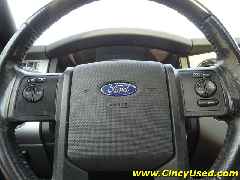 2011 Ford Expedition XLT - Photo 21 - Cincinnati, OH 45255