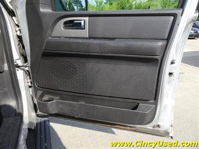 2011 Ford Expedition XLT - Photo 26 - Cincinnati, OH 45255