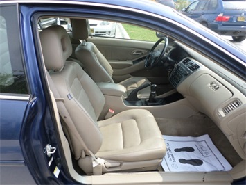 2001 Honda Accord EX w/Leather   - Photo 7 - Cincinnati, OH 45255