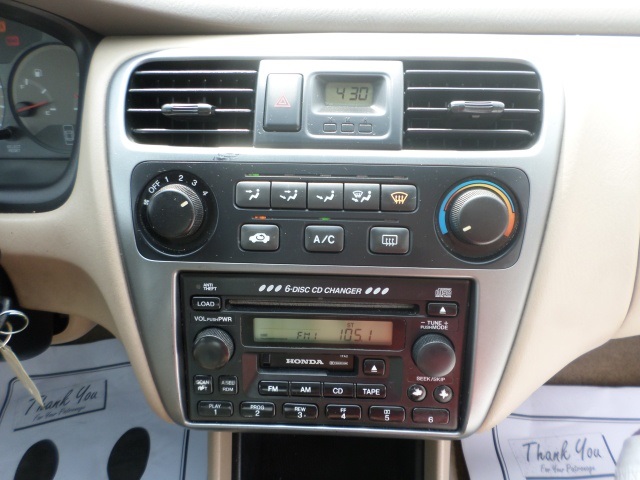 2001 Honda Accord EX w/Leather - Photo 17 - Cincinnati, OH 45255