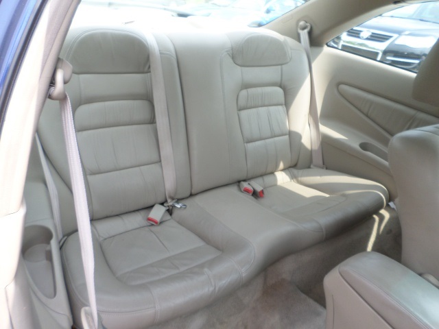 2001 Honda Accord EX w/Leather - Photo 8 - Cincinnati, OH 45255