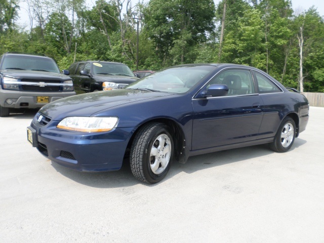 2001 Honda Accord EX w/Leather - Photo 11 - Cincinnati, OH 45255