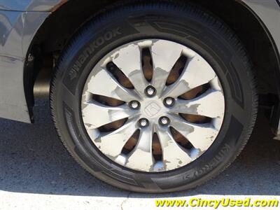 2009 Honda Accord LX   - Photo 28 - Cincinnati, OH 45255