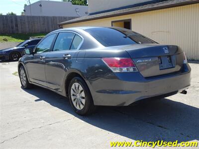 2009 Honda Accord LX   - Photo 9 - Cincinnati, OH 45255