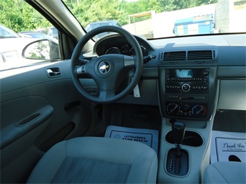 2007 Chevrolet Cobalt   - Photo 7 - Cincinnati, OH 45255