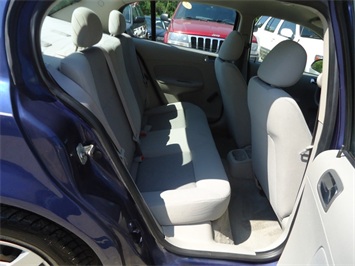 2007 Chevrolet Cobalt   - Photo 9 - Cincinnati, OH 45255