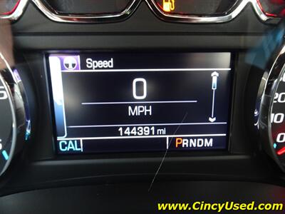2016 Chevrolet Suburban LTZ   - Photo 24 - Cincinnati, OH 45255