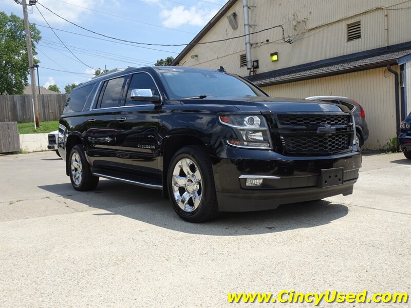 2016 Chevrolet Suburban LTZ   - Photo 4 - Cincinnati, OH 45255